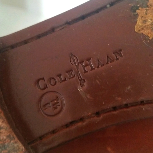 Country Cole Haan Brown is gender-neutral. Size 7.5 M - Picture 6 of 12
